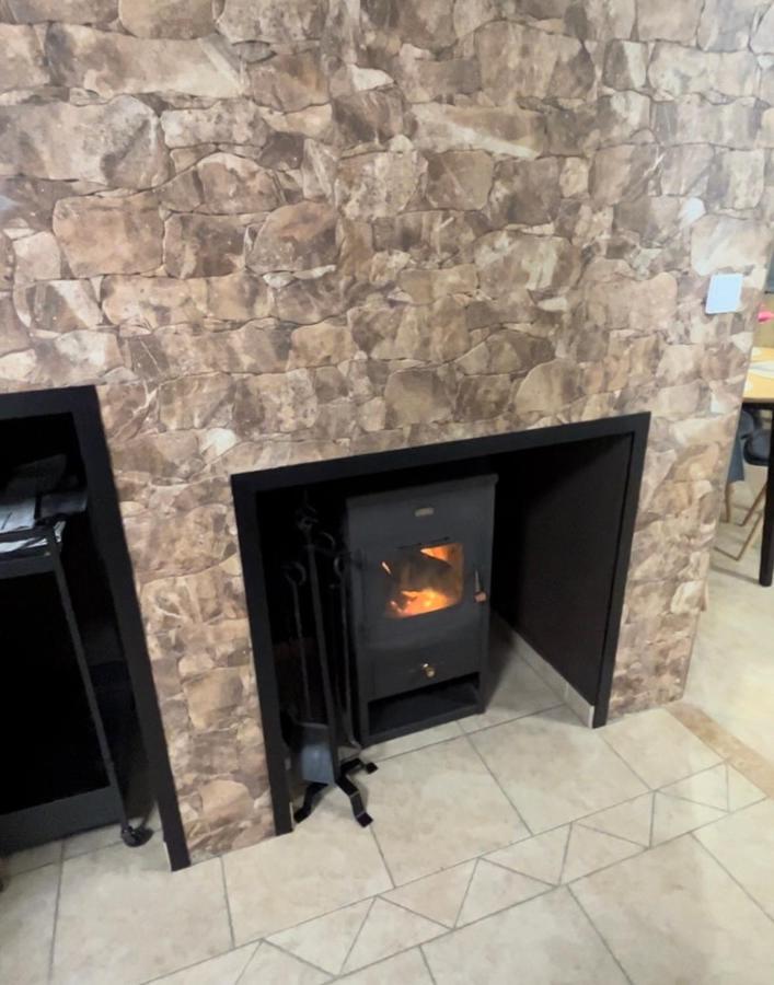 Appartement Deduv Sklep à Hlohovec Extérieur photo
